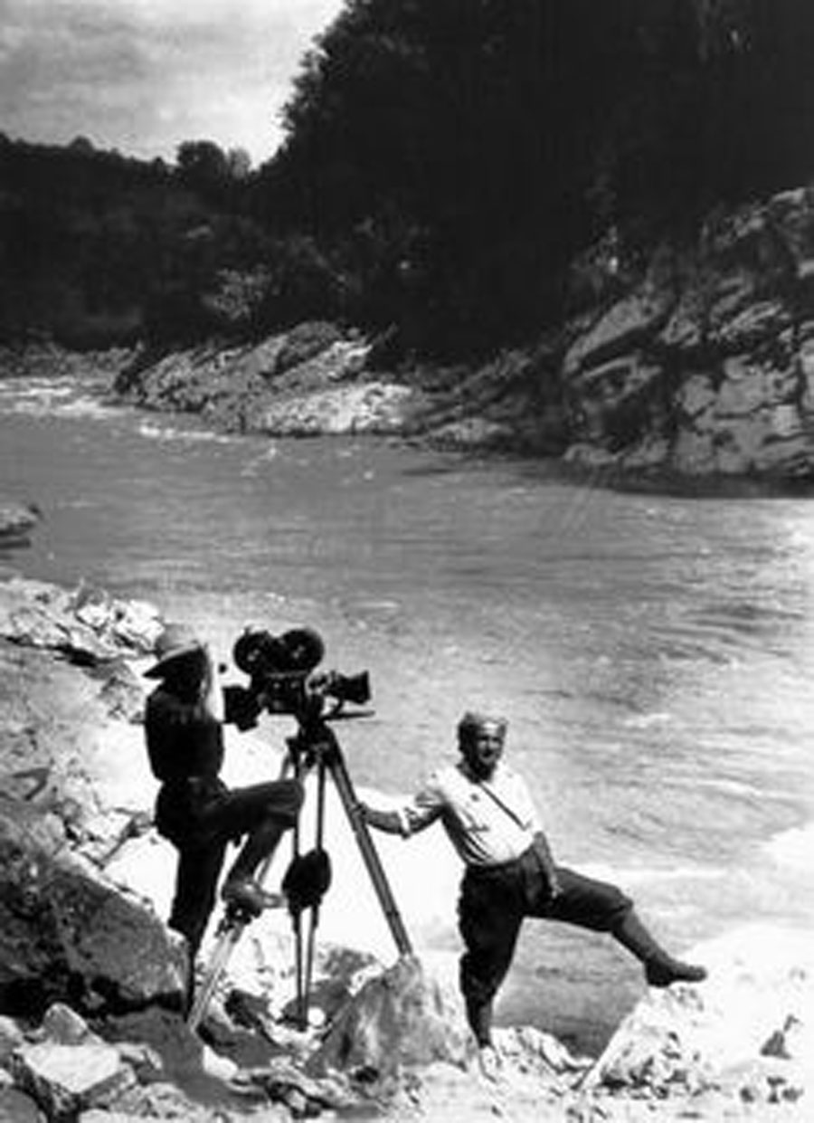 Shooting the film Monuments of Georgian Material Culture. 1930